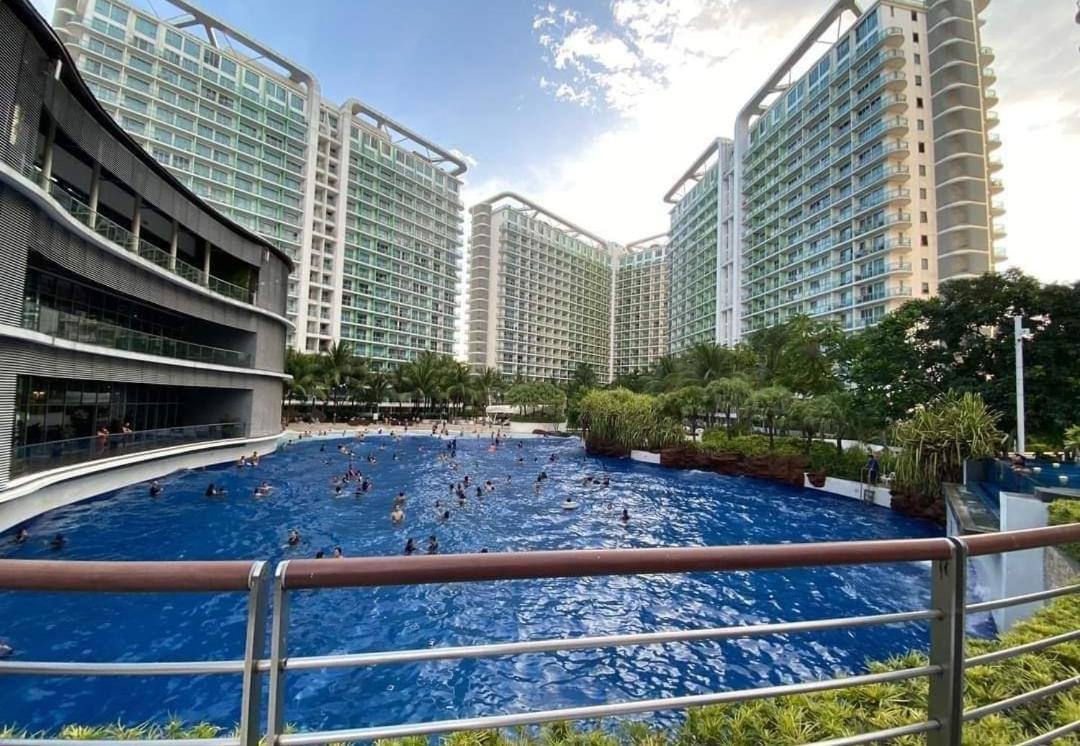 Home At Sm Bicutan Manila Exterior photo
